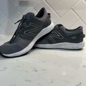 Girls Gray New Balance Tennis Shoes- Size 4